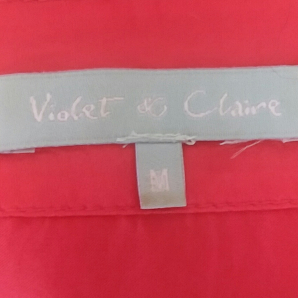 Blouse by Violet and Claire. - Picture 3 of 3
